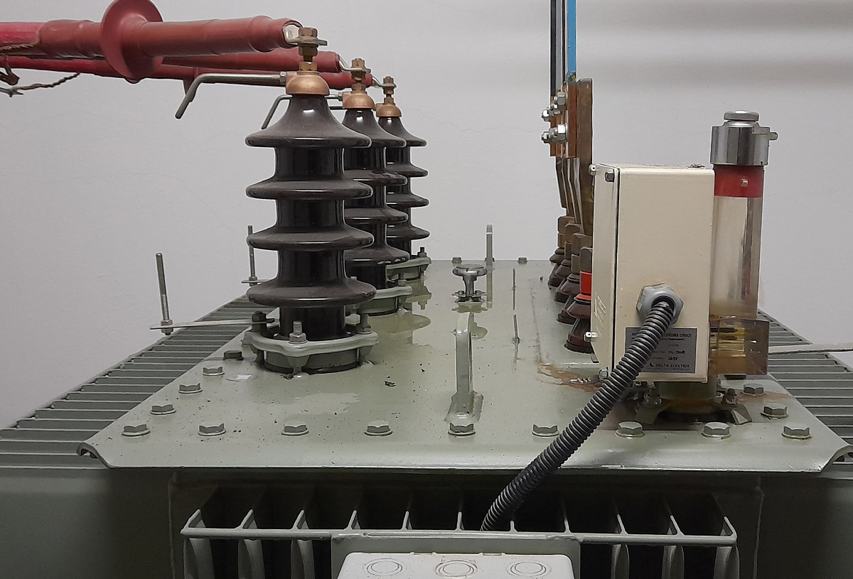Omega Trafo